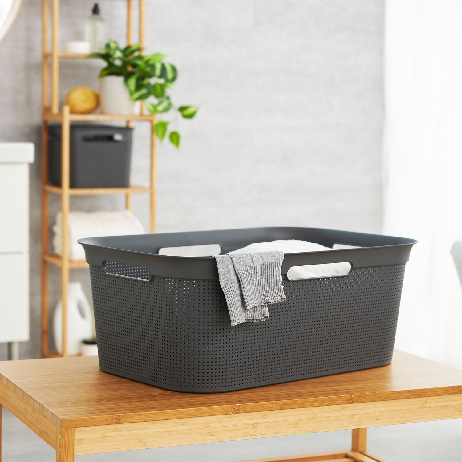 Rotho Brisen Laundry Basket 41 L – Grey