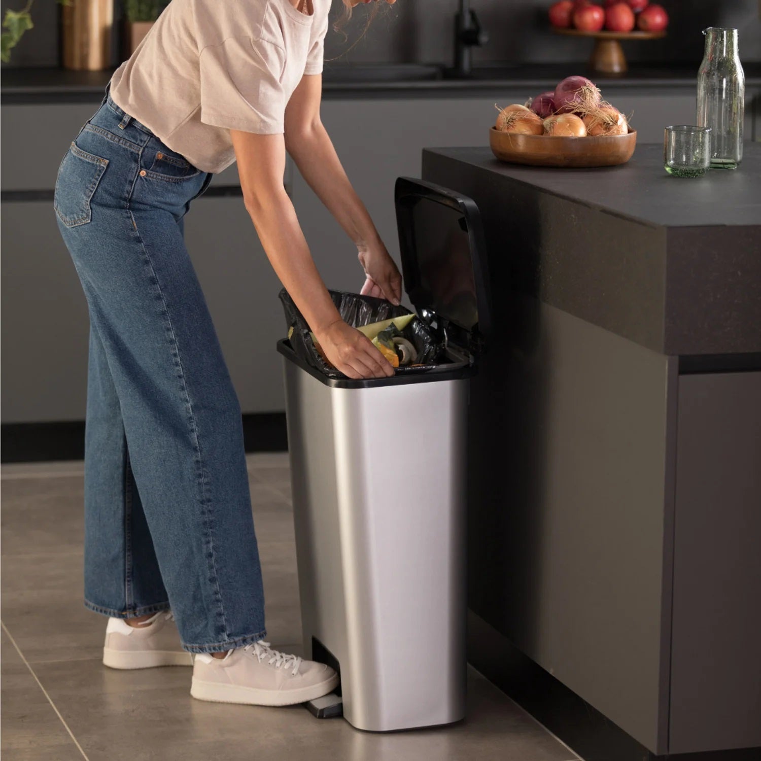 Curver Compact Bin 50 L - Silver