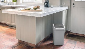 Curver Mistral Swing Bin 25 L – Grey